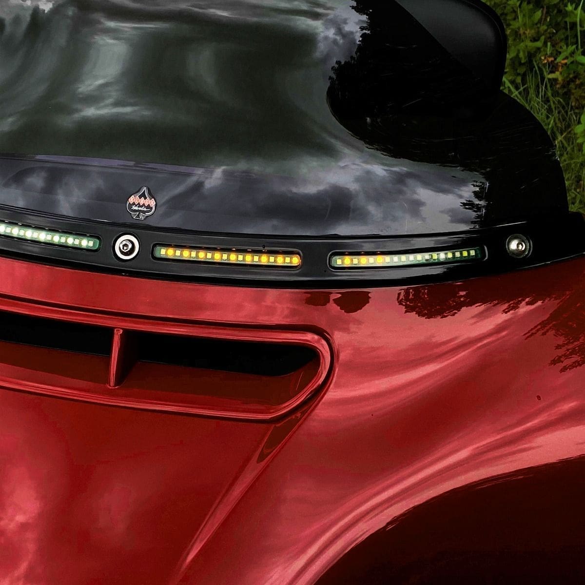 Batwing Windshield Trim w/ Sequential LED Turn Signals, '06-'13