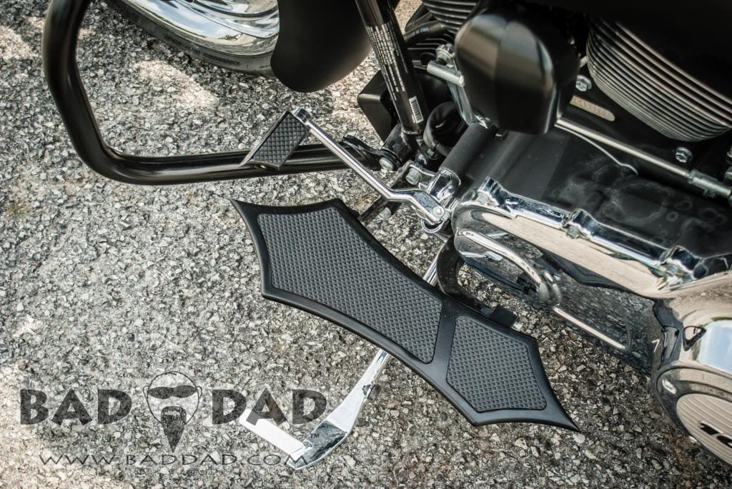 Bad Dad 966 Floorboard Kit with Passenger Pegs