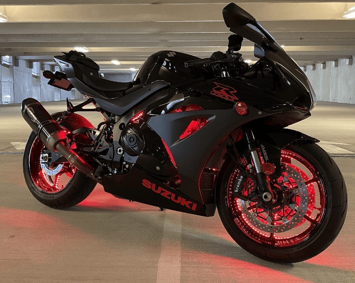 Suzuki GSX-R600/750/1000/1300 LED Wheel Glow Kit, '19 & Up